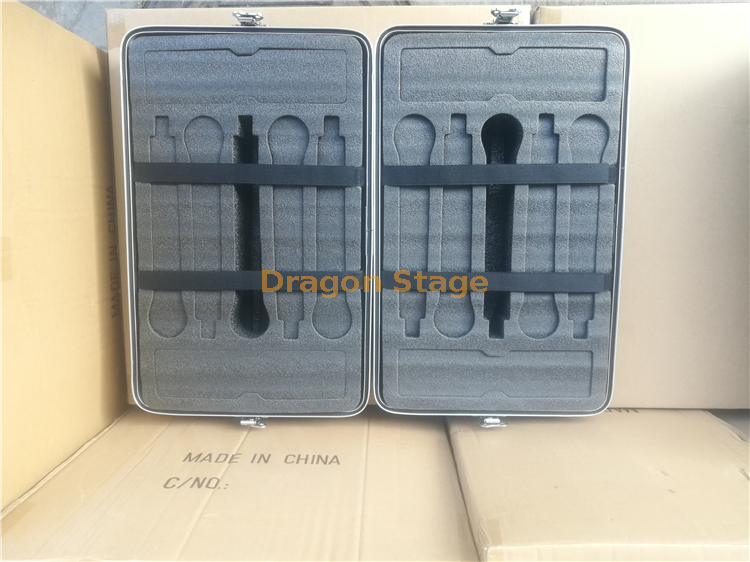 Hard Case Abs 塑料 ABS 6UW 拉杆箱带轮子 19 英寸音频功率放大器设备柜
